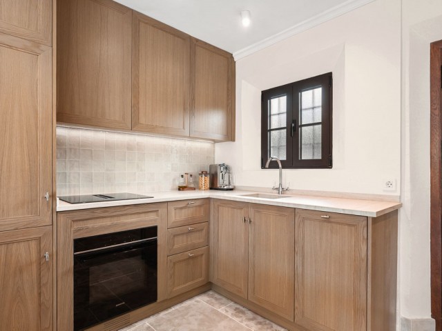 2 Bedrooms Townhouse in Nueva Andalucía