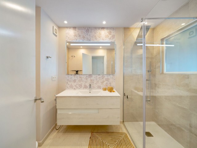 Penthouse in Calahonda