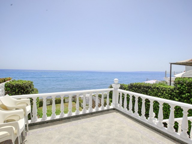 2 Makuuhuoneen Huvila Estepona