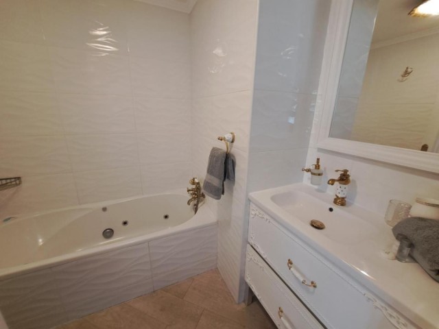 Appartement avec 3 Chambres  à Riviera del Sol