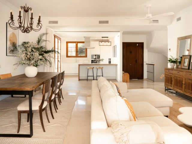 4 Schlafzimmer Villa in Estepona