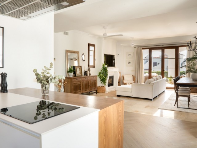 4 Schlafzimmer Villa in Estepona