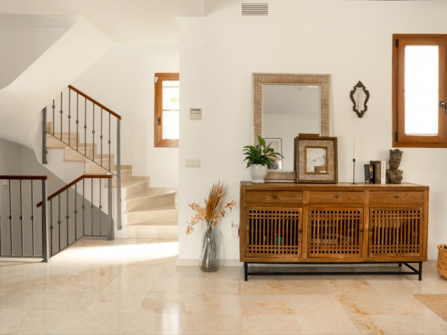 4 Schlafzimmer Villa in Estepona