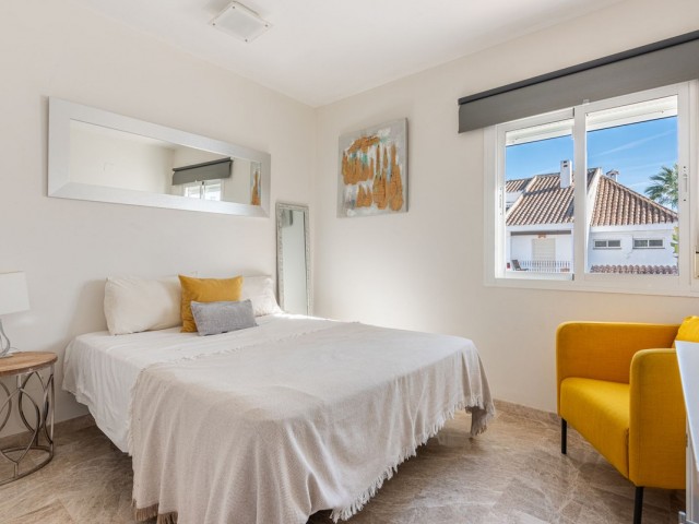 3 Bedrooms Villa in Nueva Andalucía