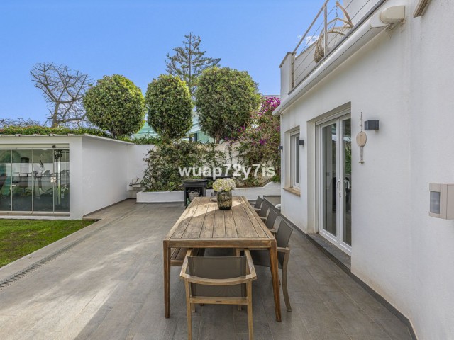 4 Schlafzimmer Villa in Guadalmina Alta