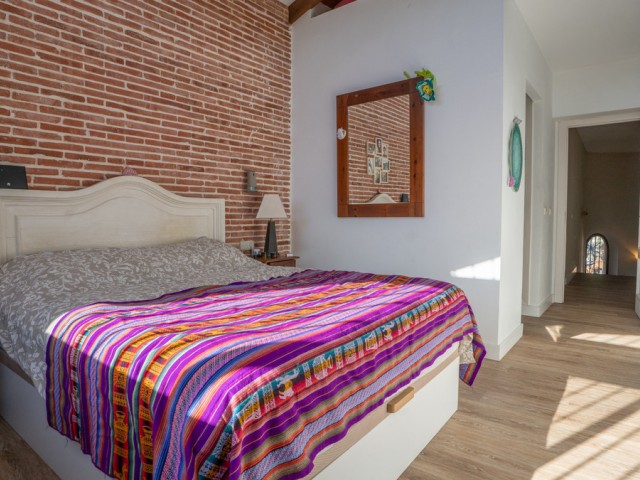 5 Bedrooms Villa in Nueva Andalucía