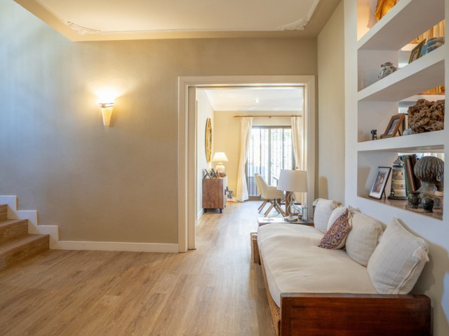 5 Bedrooms Villa in Nueva Andalucía