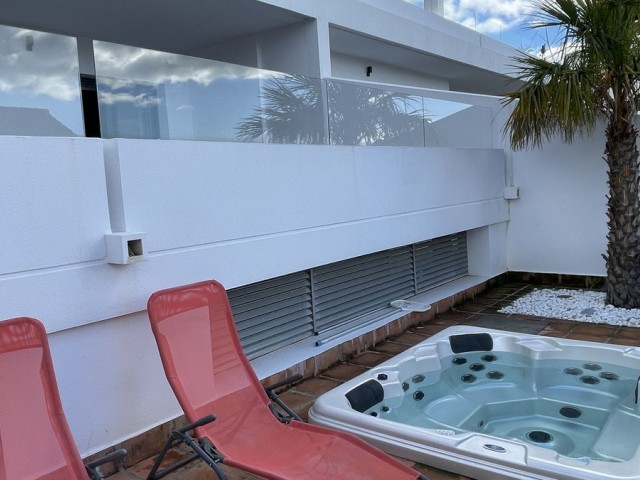 Appartement avec 2 Chambres  à Selwo