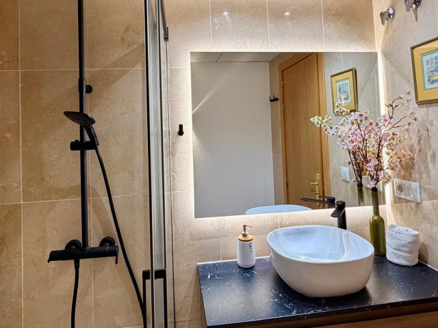 Appartement avec 2 Chambres  à Estepona