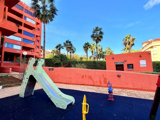 Appartement avec 2 Chambres  à Estepona