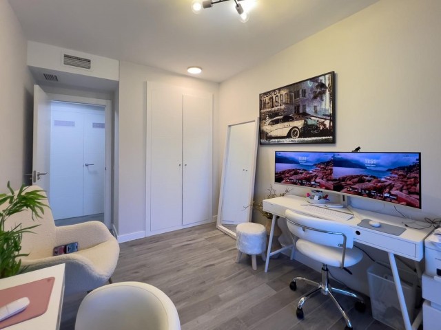 Apartamento con 3 Dormitorios  en El Chaparral