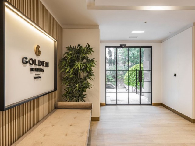 2 Bedrooms Apartment in Nueva Andalucía