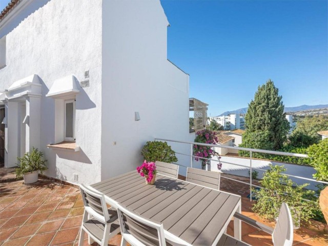 4 Bedrooms Townhouse in Guadalmina Alta