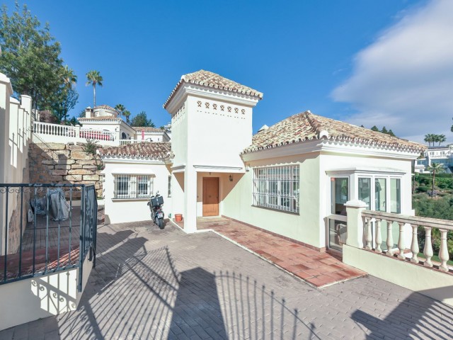 3 Bedrooms Villa in Mijas Costa