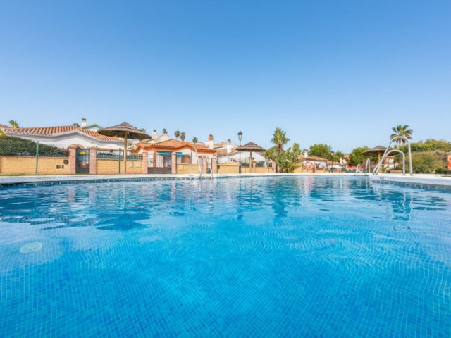 3 Bedrooms Villa in La Duquesa
