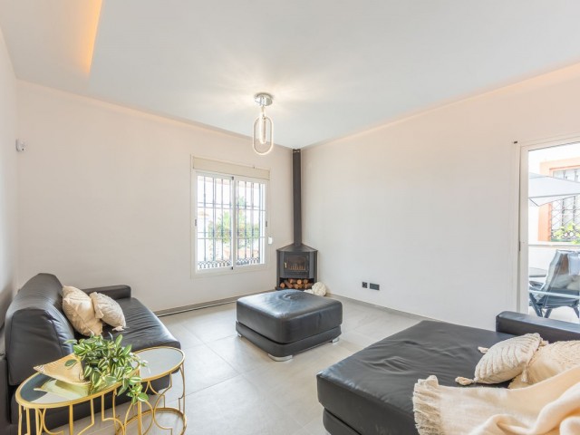 3 Bedrooms Villa in La Duquesa