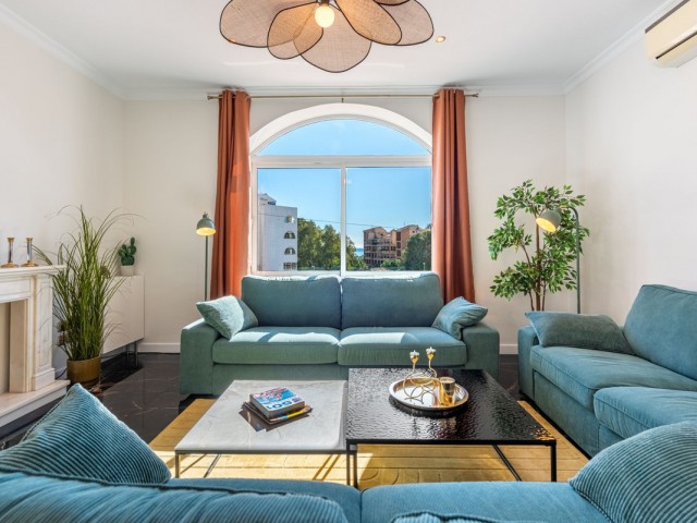 Villa con 4 Dormitorios  en Fuengirola