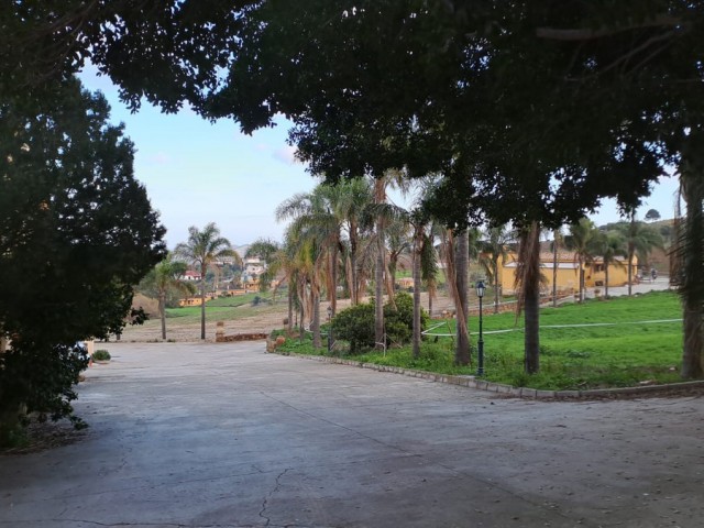 Liikekiinteistö Campo Mijas