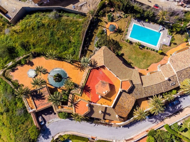 9 Bedrooms Villa in Torremuelle
