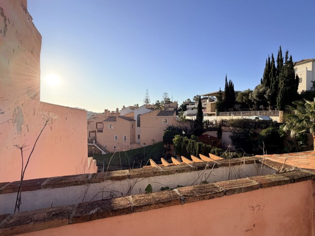 Adosado con 4 Dormitorios  en Riviera del Sol