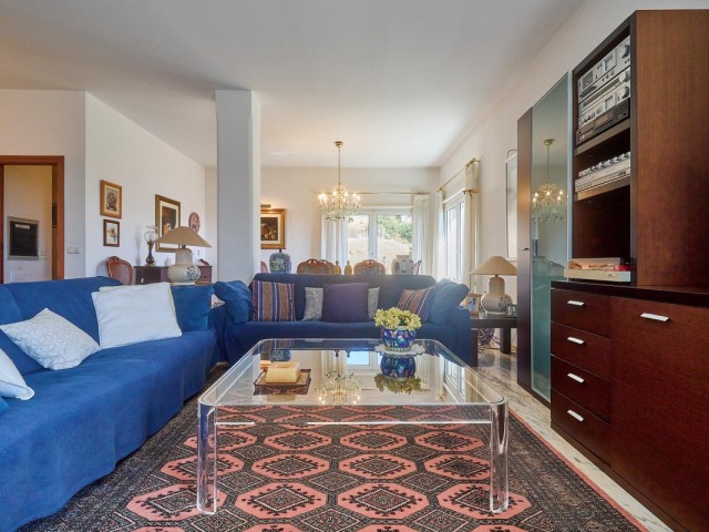 4 Bedrooms Villa in Mijas Costa