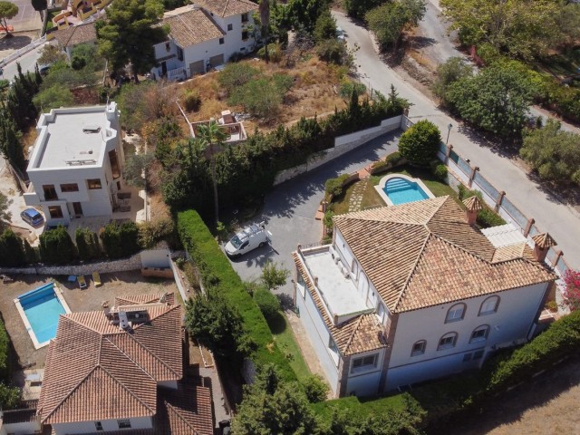 4 Bedrooms Villa in Mijas Costa