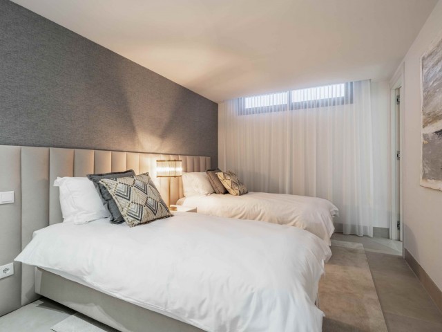 4 Bedrooms Villa in New Golden Mile