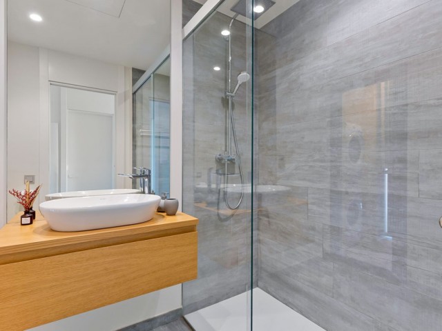 Appartement avec 3 Chambres  à Higueron