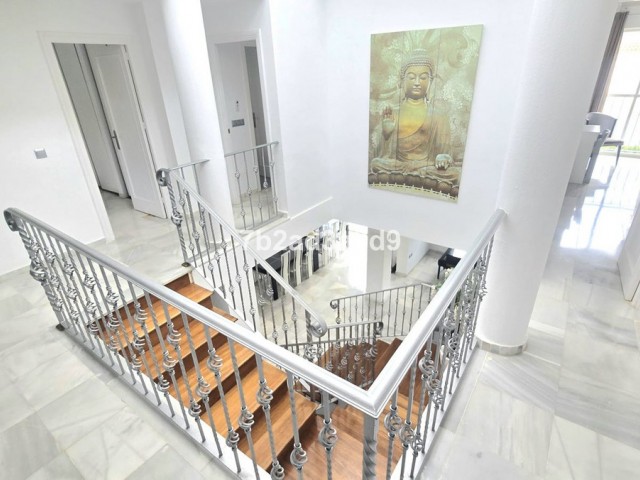 8 Makuuhuoneen Huvila Nueva Andalucía