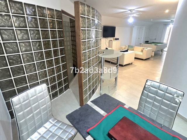 8 Makuuhuoneen Huvila Nueva Andalucía