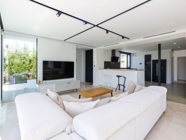 3 Schlafzimmer Villa in El Faro