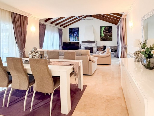 4 Bedrooms Villa in Mijas Golf