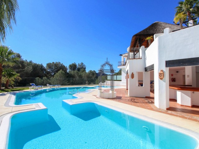 Maison mitoyenne, Istán, R5272543