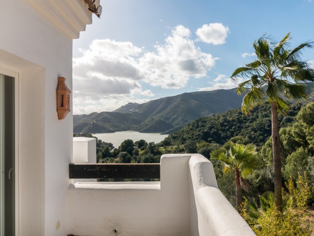 3 Slaapkamer Rijtjeshuis in Istán