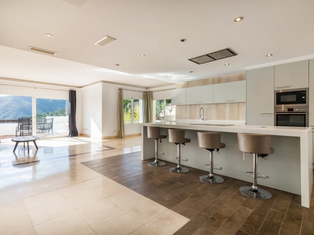 Rijtjeshuis, Istán, R5272543