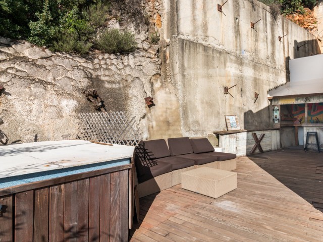 Maison mitoyenne avec 3 Chambres  à Istán