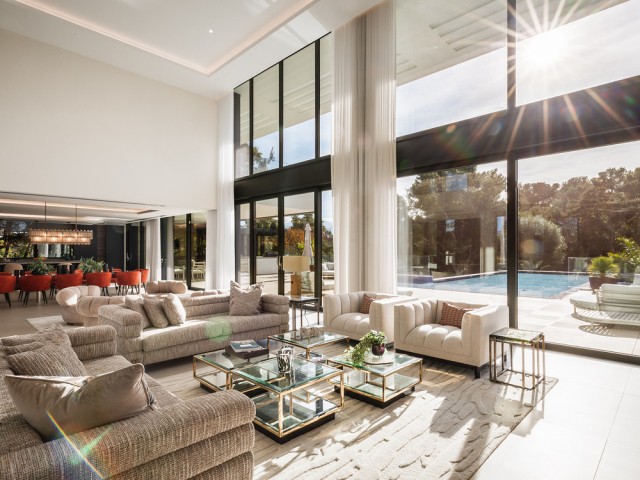 7 Makuuhuoneen Huvila Sotogrande Costa