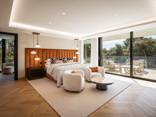 7 Makuuhuoneen Huvila Sotogrande Costa