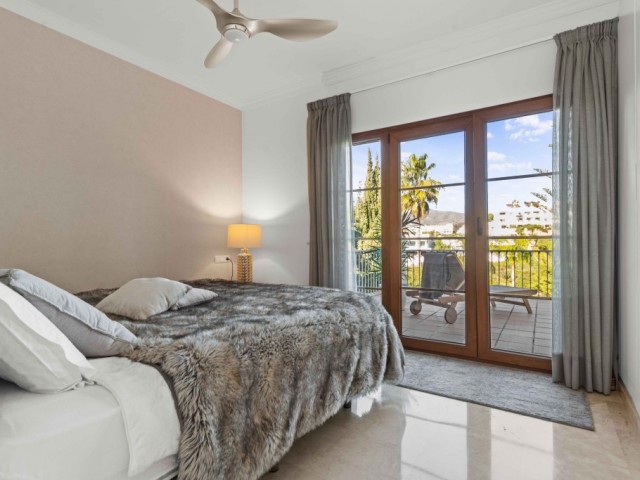 4 Bedrooms Villa in Estepona