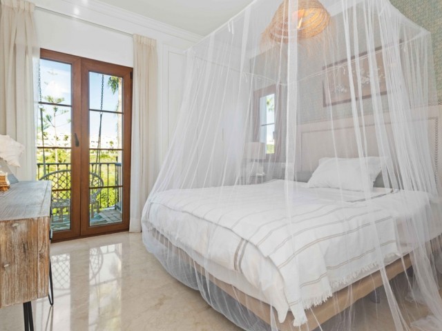 4 Bedrooms Villa in Estepona