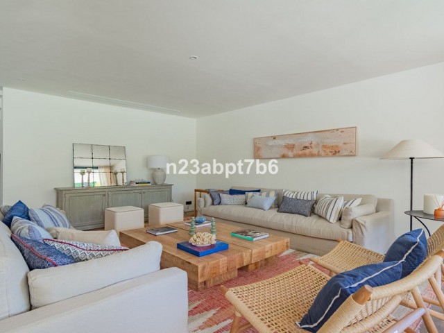 Villa, Sotogrande Costa, R5272843