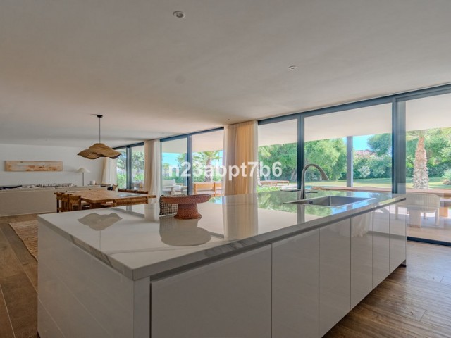 Villa, Sotogrande Costa, R5272843