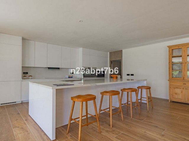 Villa, Sotogrande Costa, R5272843