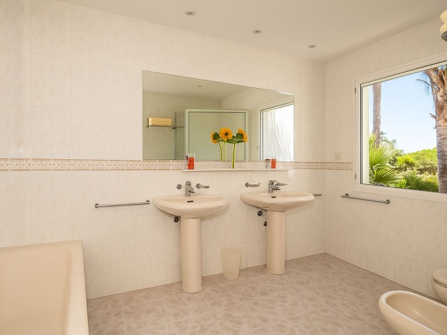 4 Schlafzimmer Villa in Marbesa