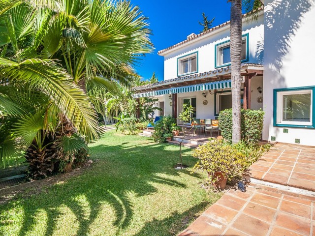 4 Schlafzimmer Villa in Marbesa