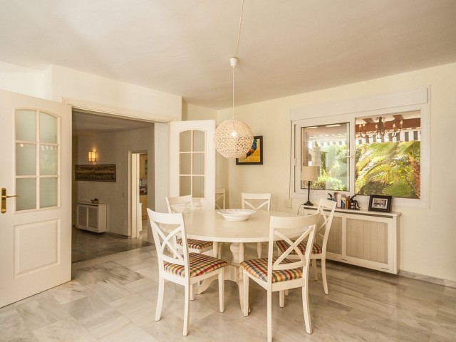 4 Schlafzimmer Villa in Marbesa