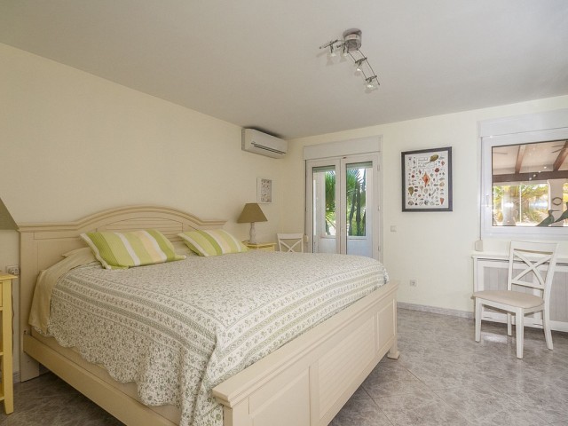 4 Schlafzimmer Villa in Marbesa