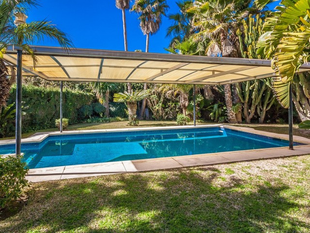 4 Schlafzimmer Villa in Marbesa