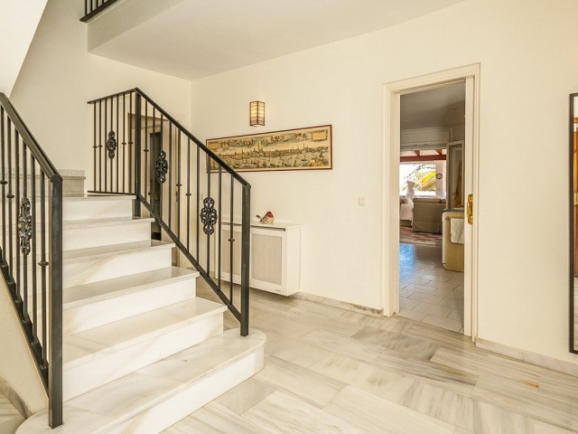 4 Schlafzimmer Villa in Marbesa