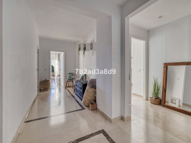 Appartement avec 5 Chambres  à Nueva Andalucía